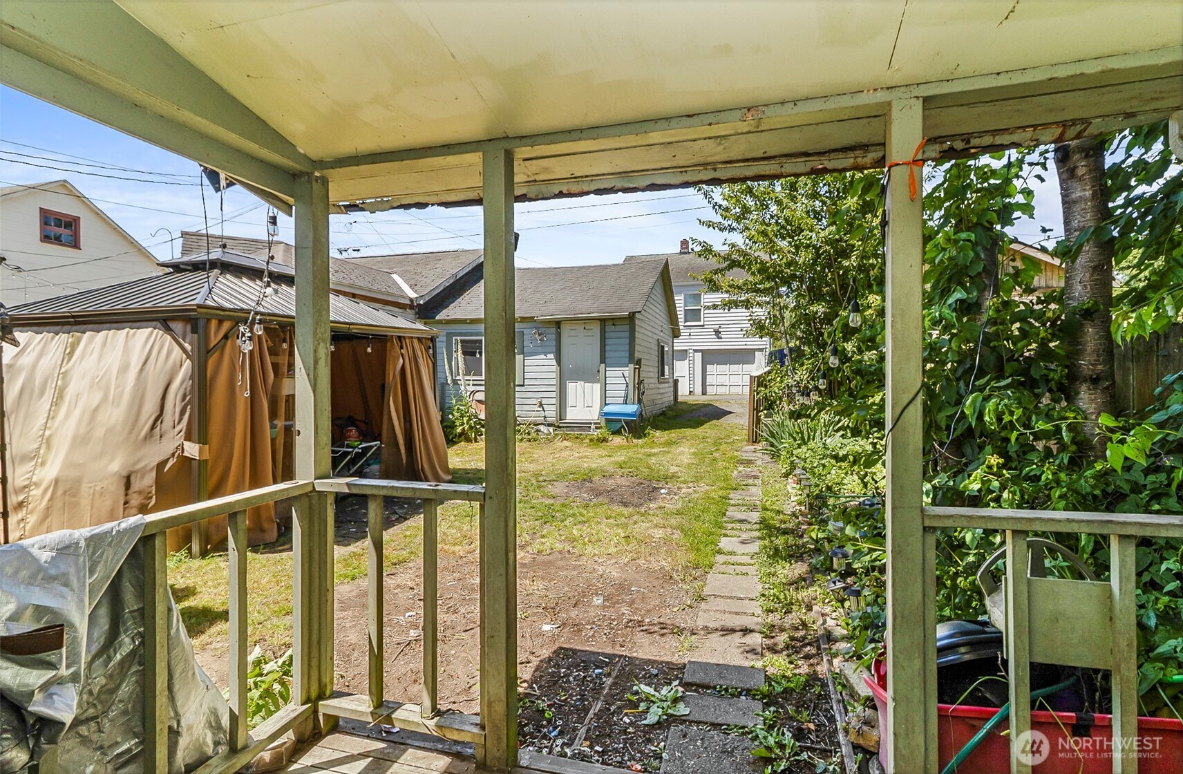 2512 Cedar Street Property Photo 22