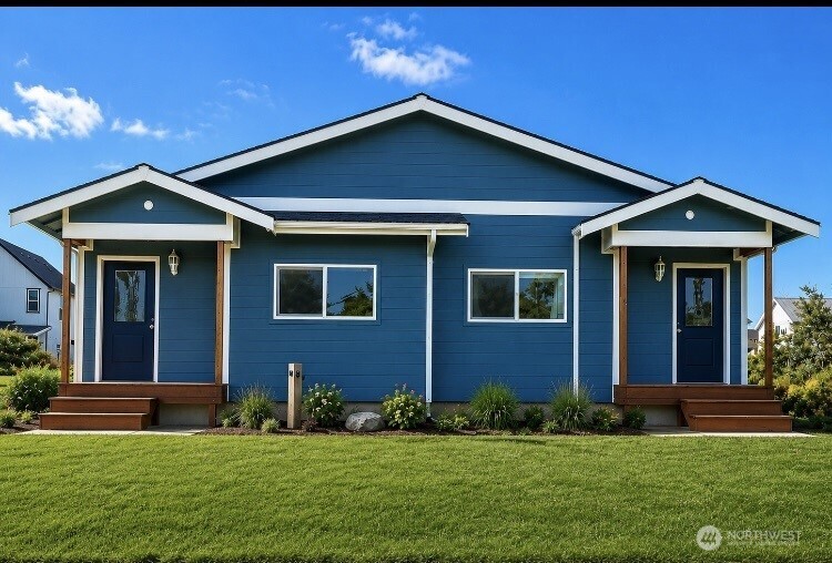 221 Marine View Drive Property Photo 1