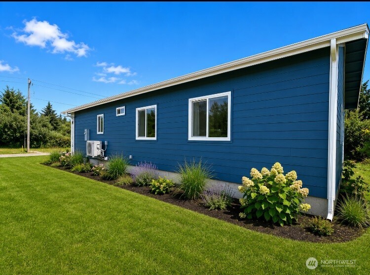 221 Marine View Drive Property Photo 4