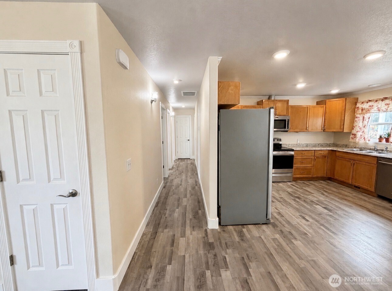 105 22nd Street Property Photo 3