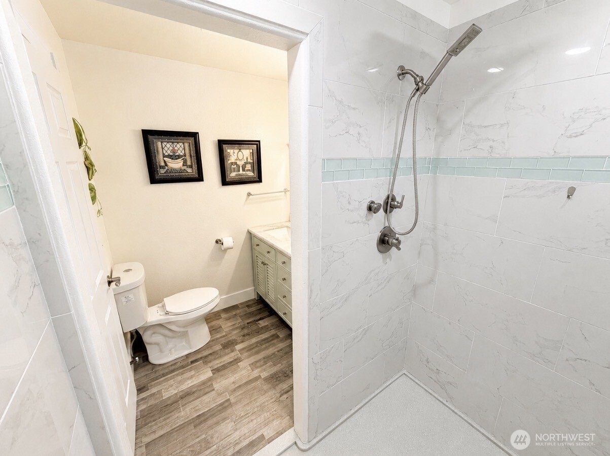 105 22nd Street Property Photo 17