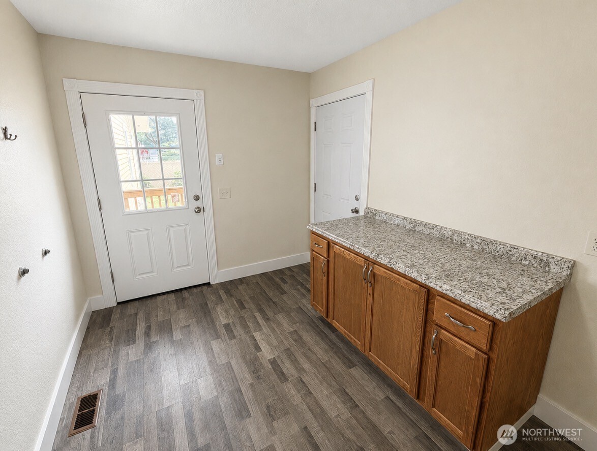 105 22nd Street Property Photo 24