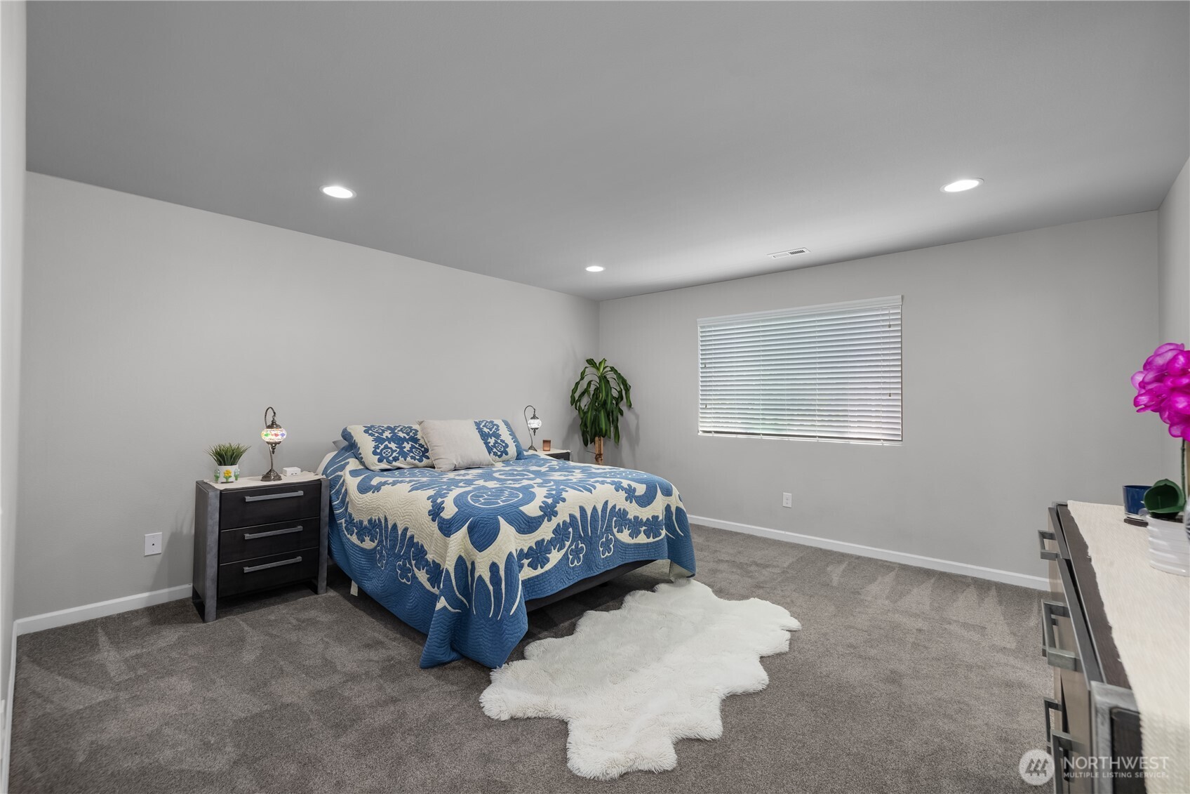 4238 Campus Drive Property Photo 16