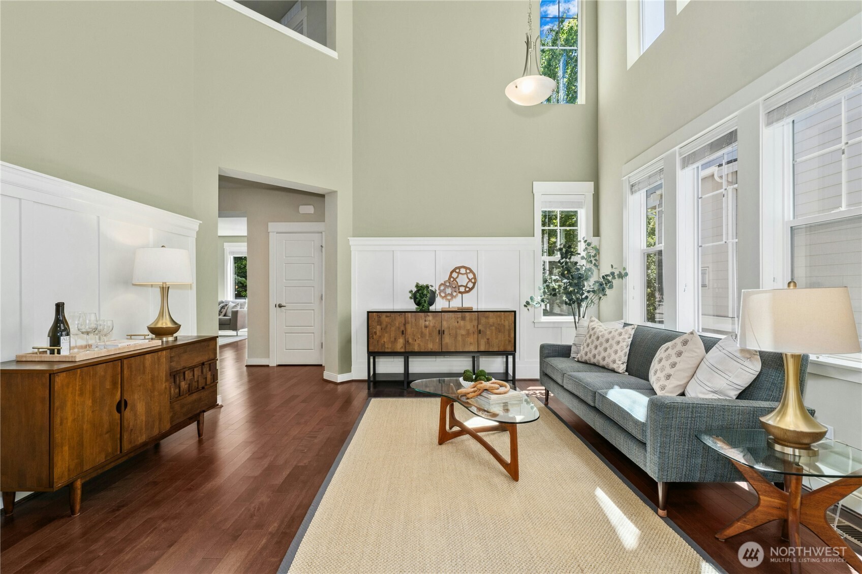 5080 163rd Place Property Photo 6