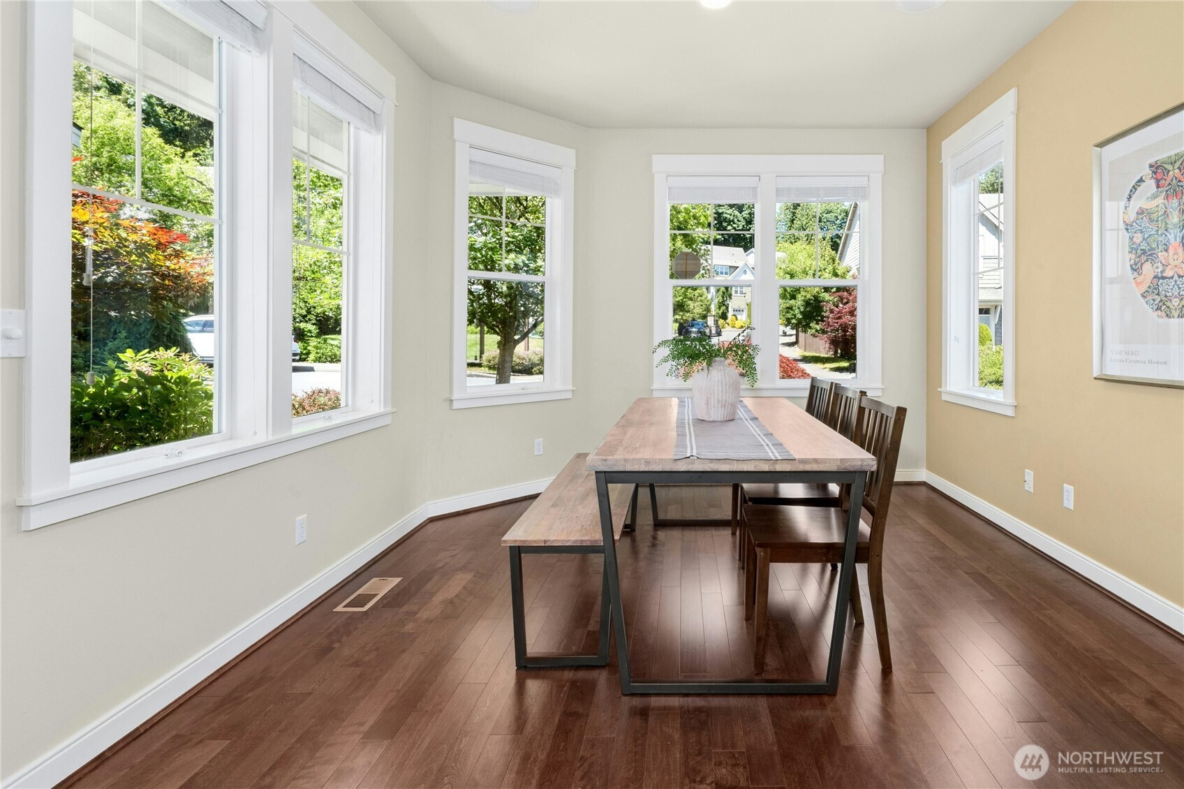 5080 163rd Place Property Photo 8