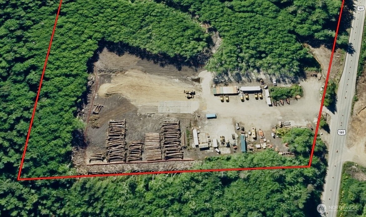 7507 Us Highway 101 Property Photo 9