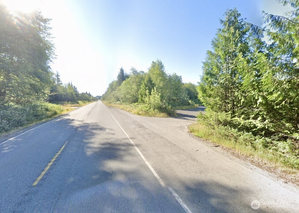 7507 Us Highway 101 Property Photo 15