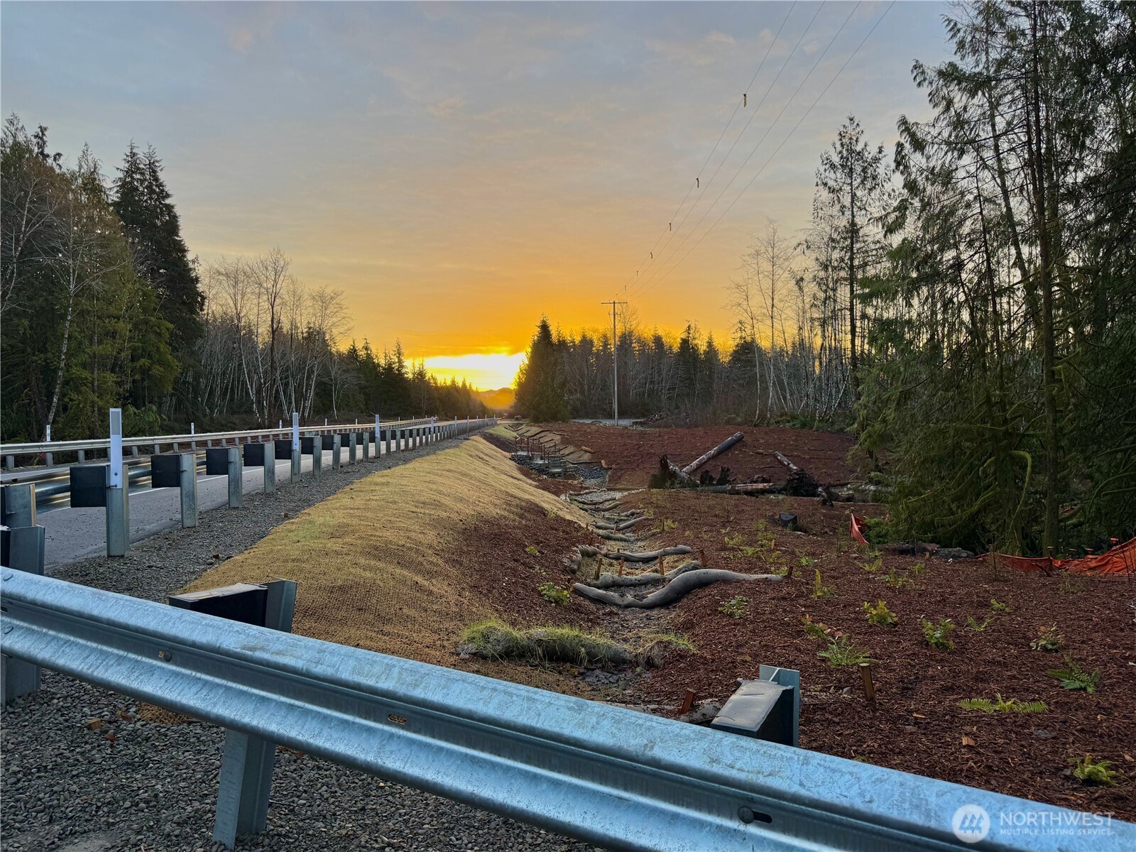 7507 Us Highway 101 Property Photo 19