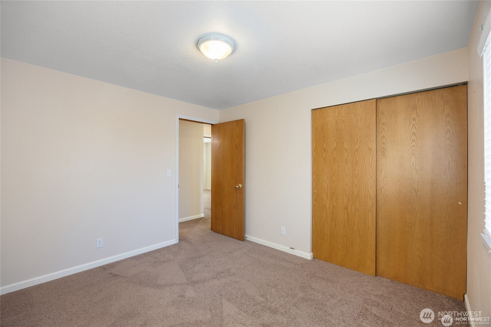 2214 S Belair Drive Property Photo 19