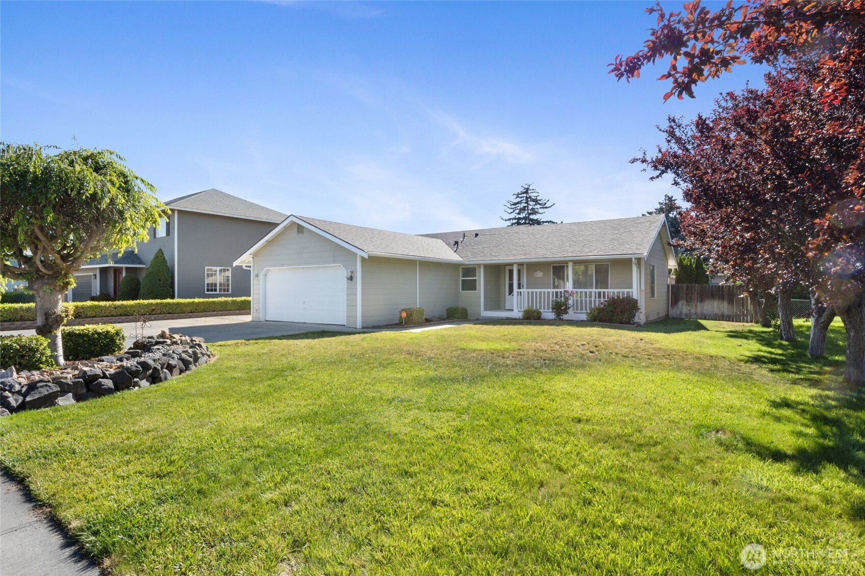 2214 S Belair Drive Property Photo 30
