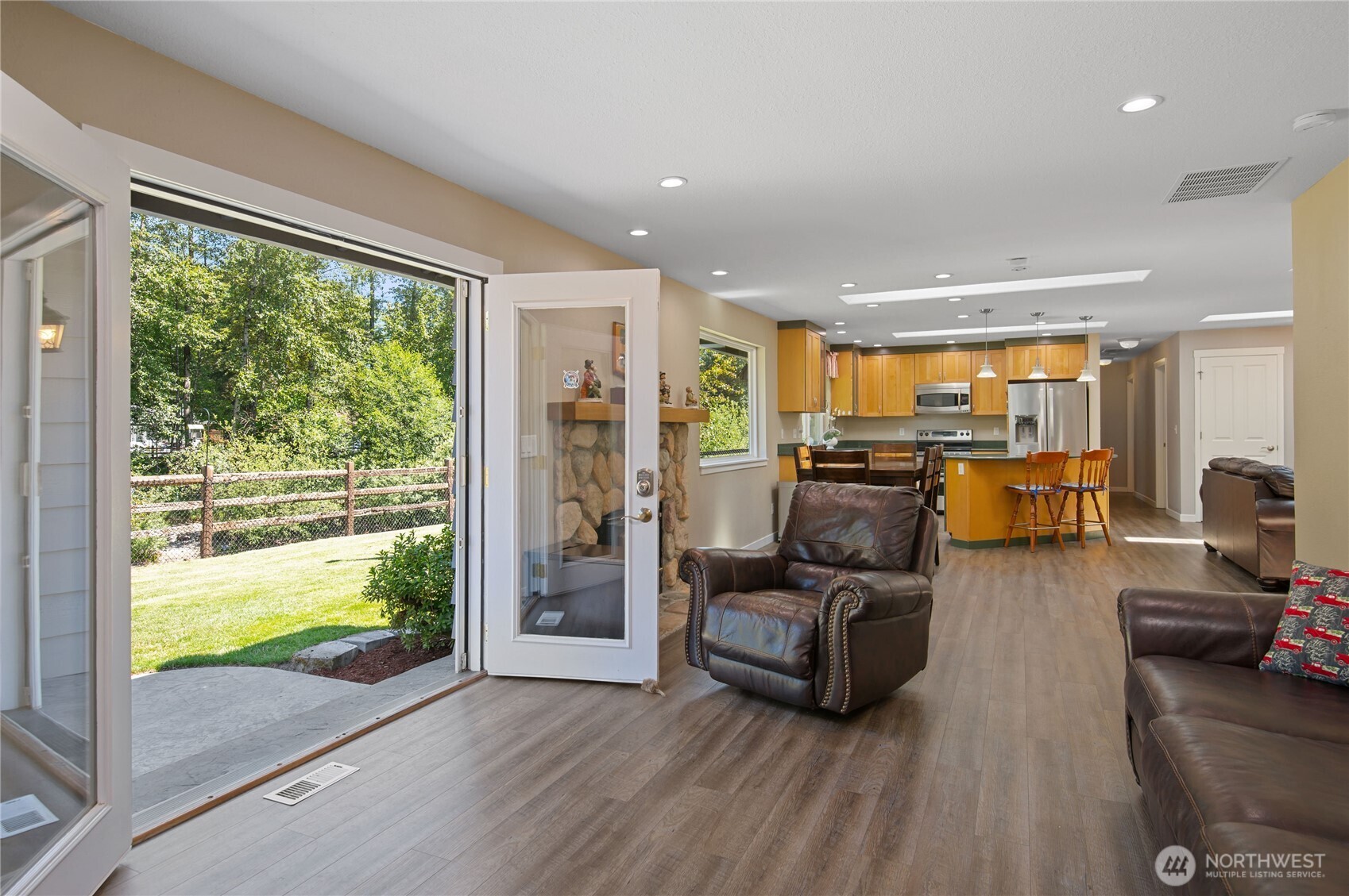 14844 437th Place Property Photo 4
