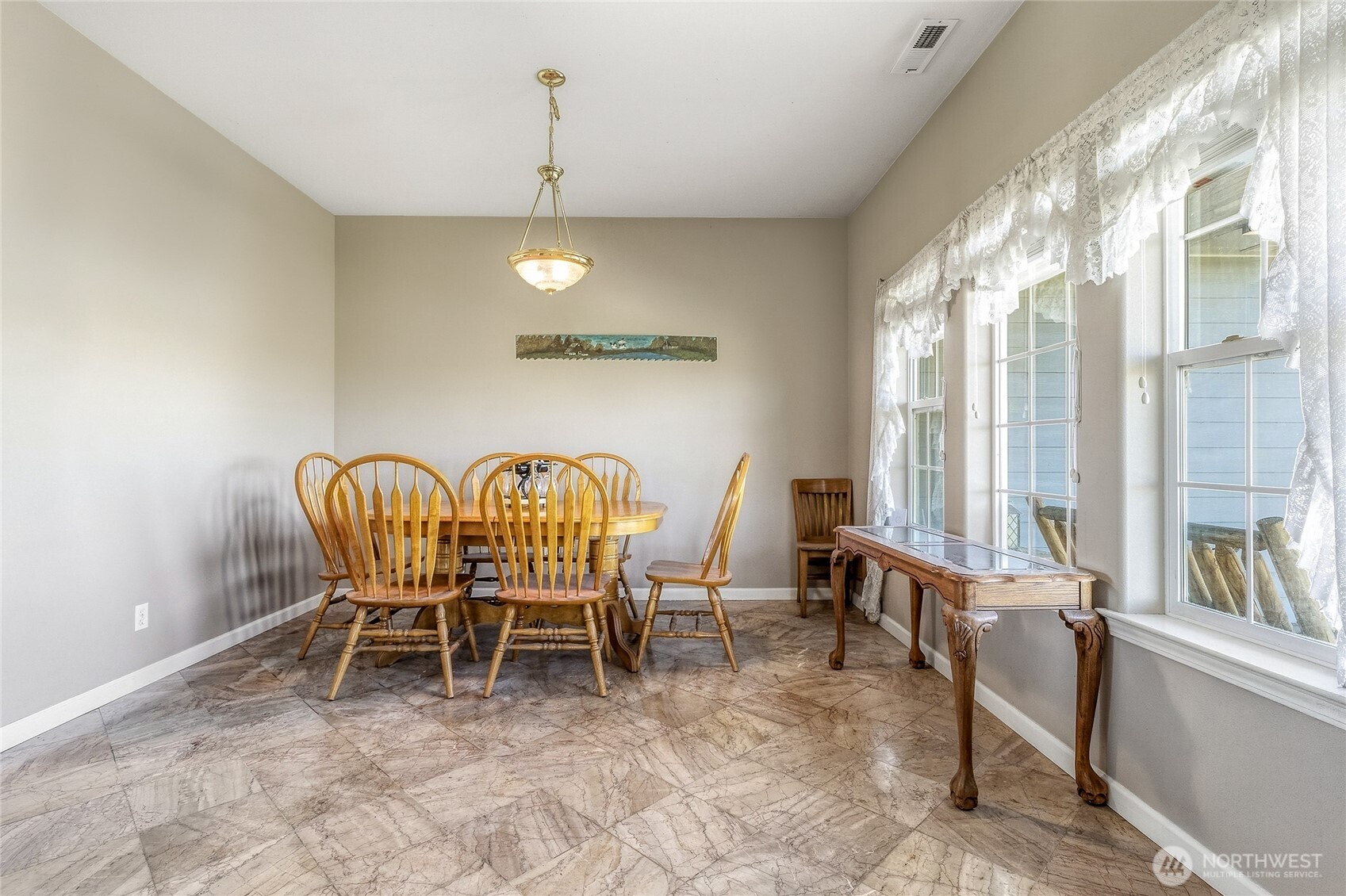 219 Reeds Road Property Photo 5