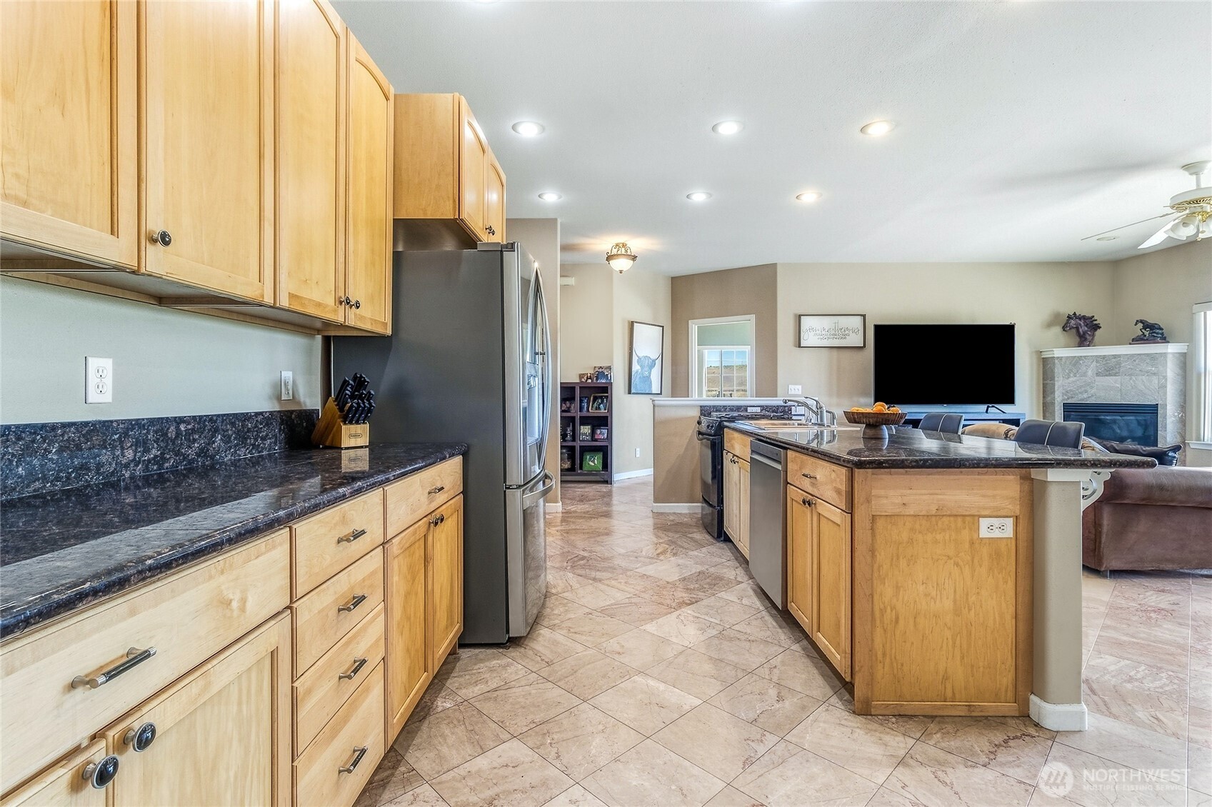 219 Reeds Road Property Photo 10