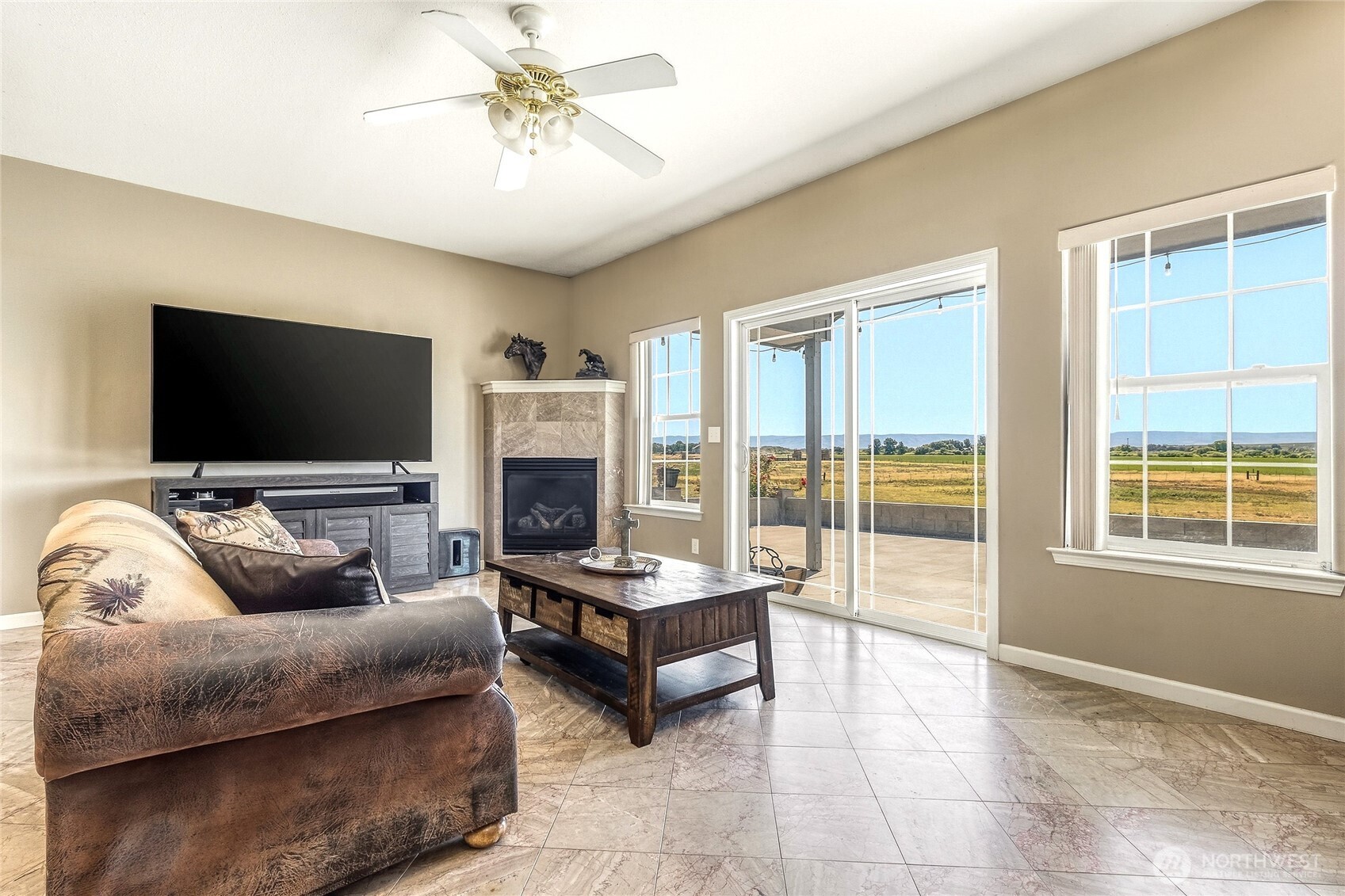 219 Reeds Road Property Photo 16