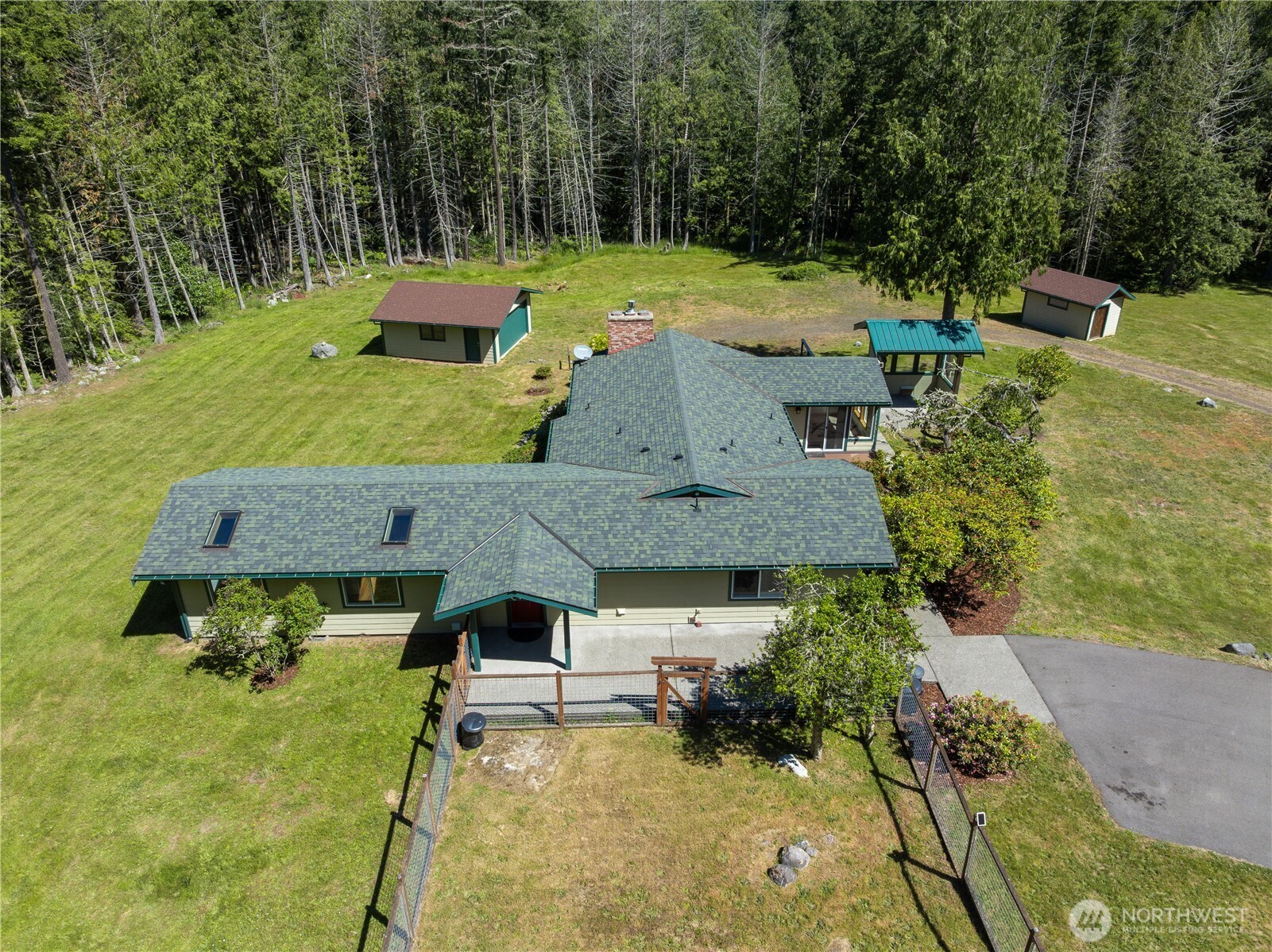 61 Saddle Drive Property Photo 4