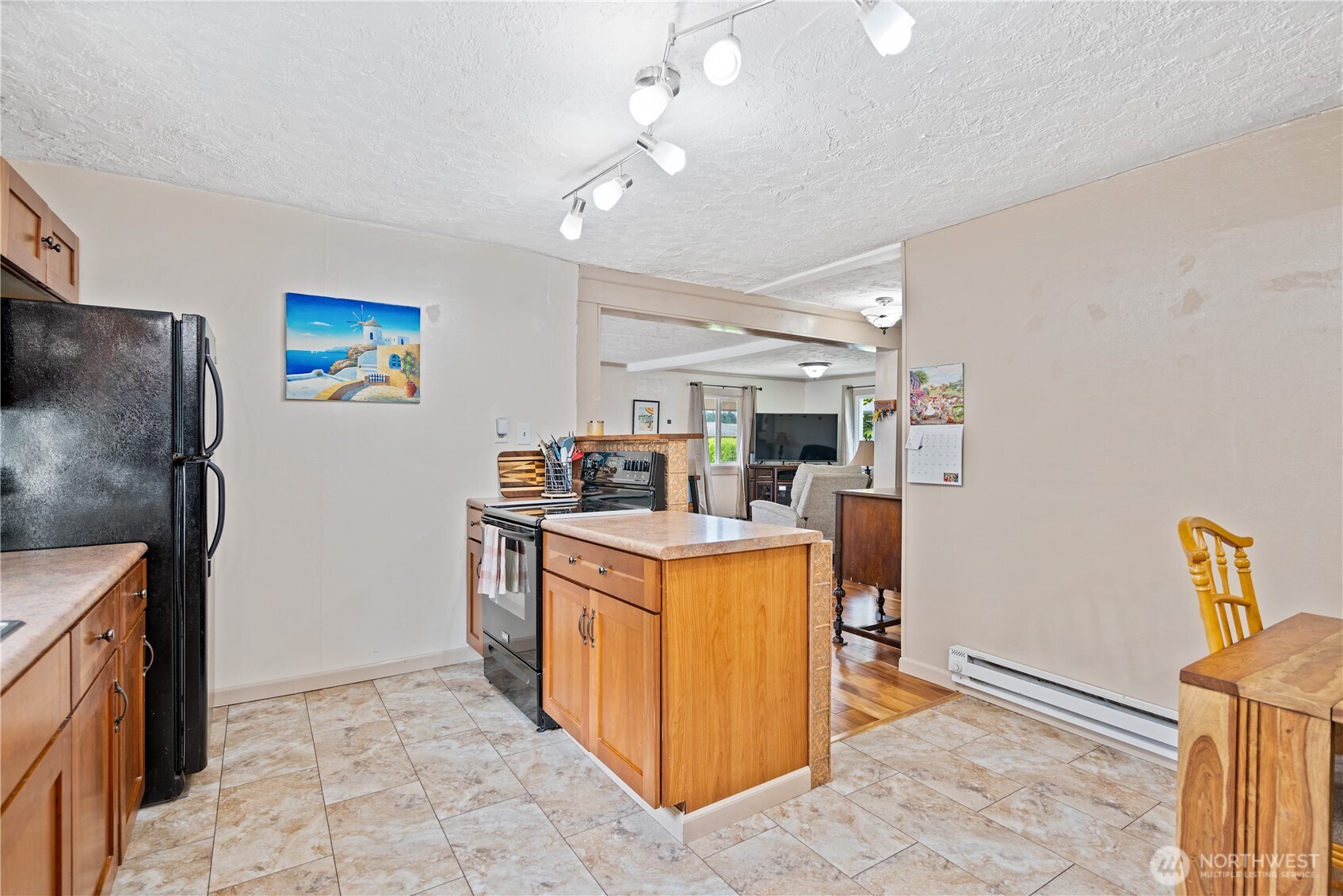 3284 Oak Street Property Photo 11