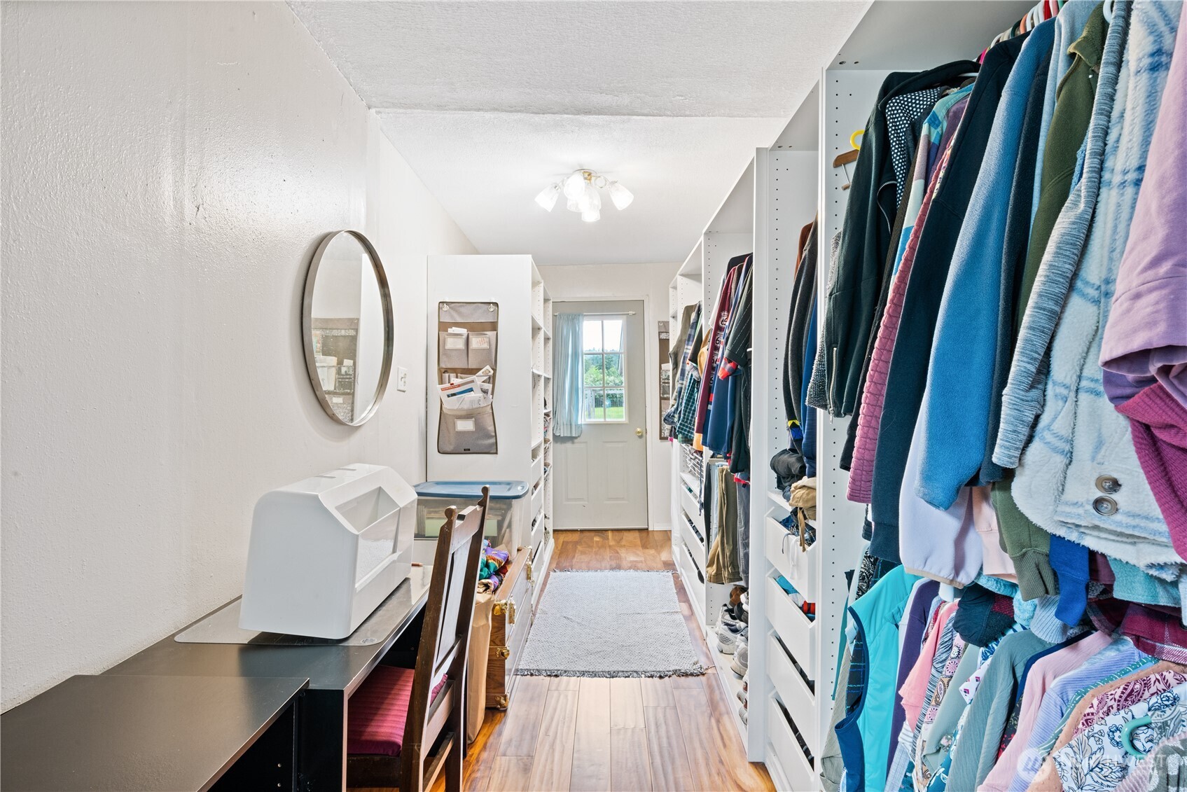 3284 Oak Street Property Photo 15
