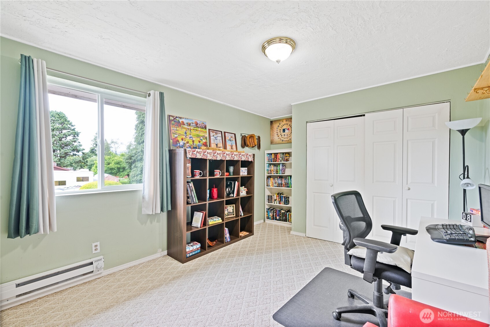 3284 Oak Street Property Photo 20