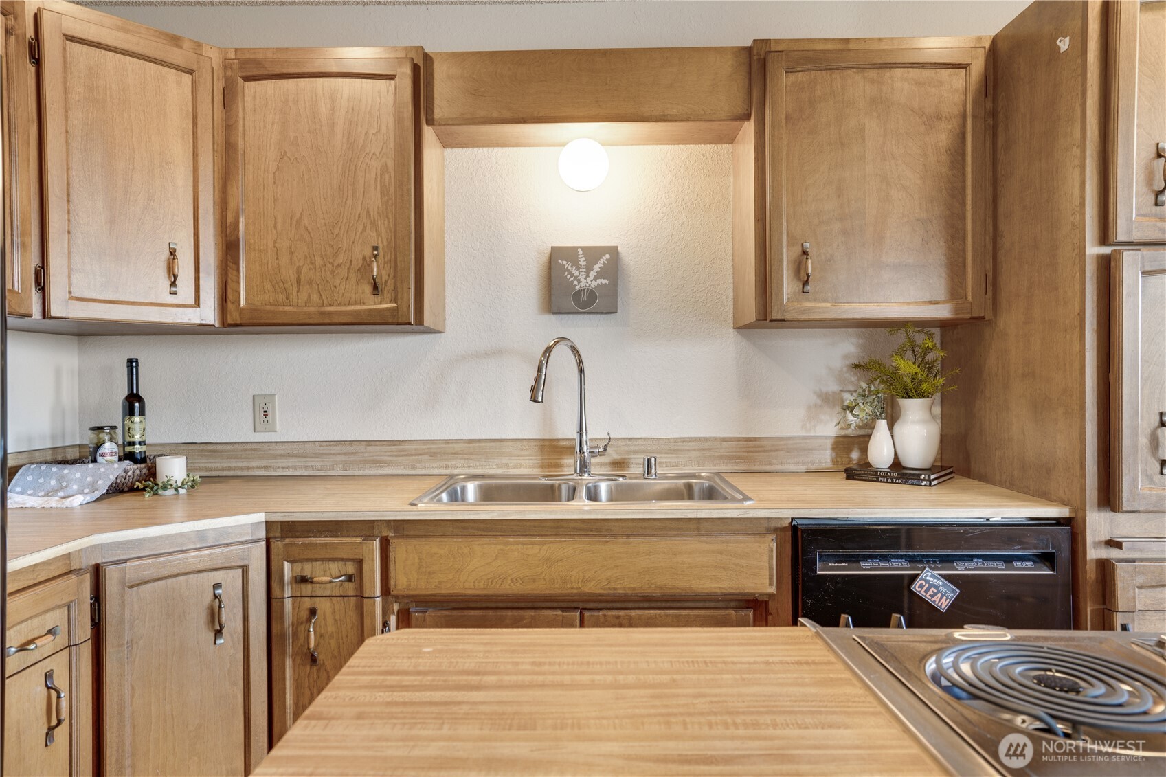 809 N G Street 201 Property Photo 15