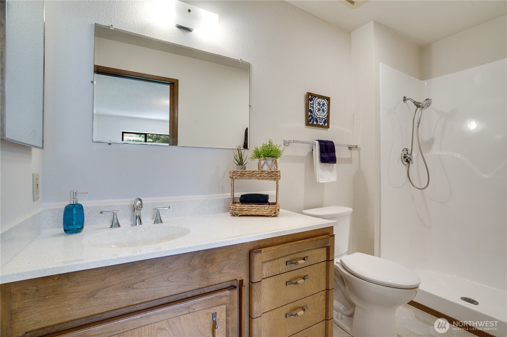 809 N G Street 201 Property Photo 20