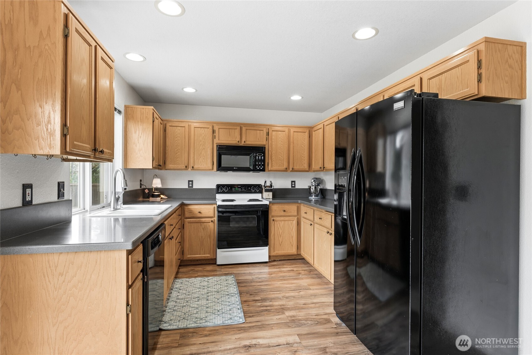 10549 Se Farwest Court Property Photo 6