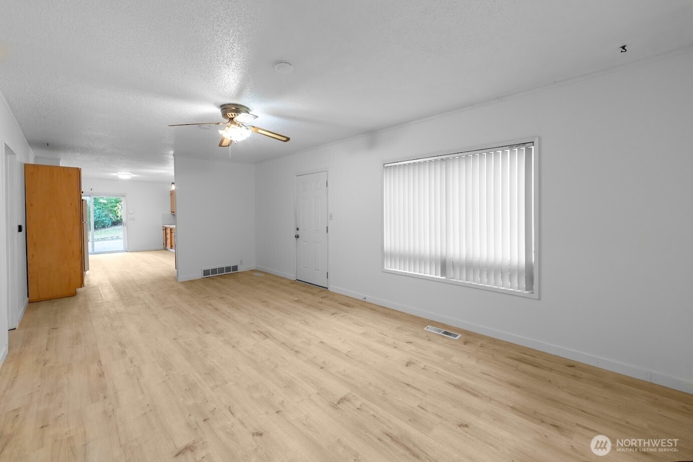 12836 160th Avenue Property Photo 4
