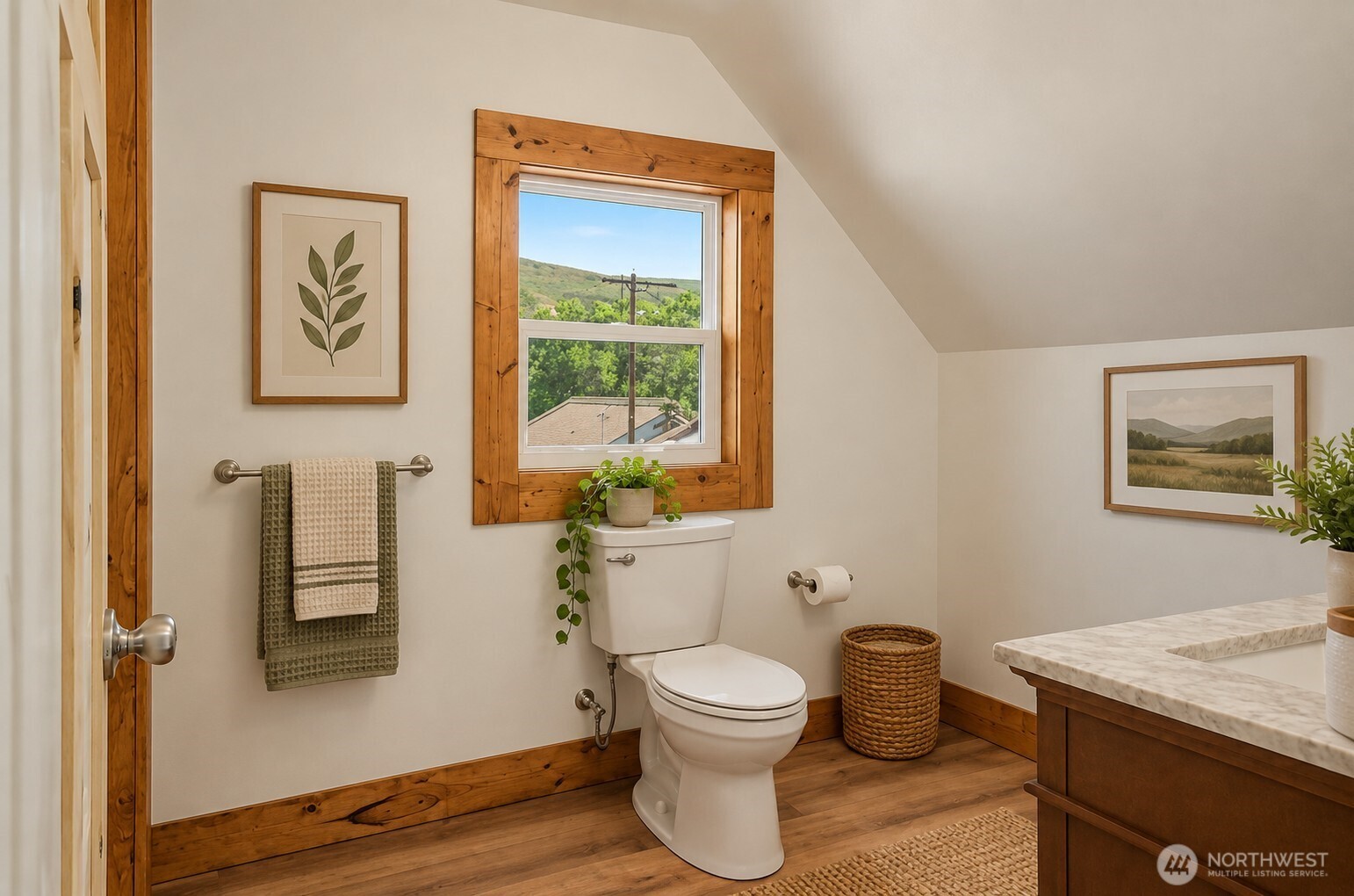 873 1st Avenue Property Photo 15