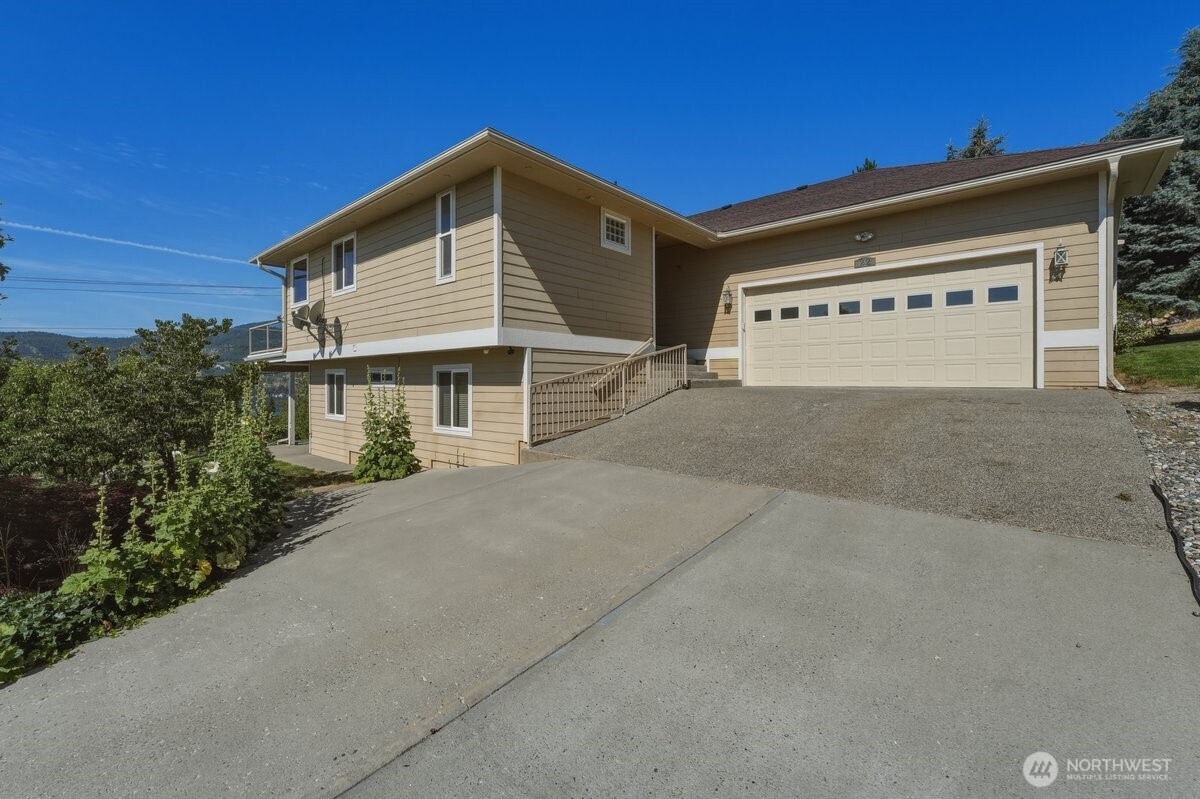 22 Washington Street Property Photo 4