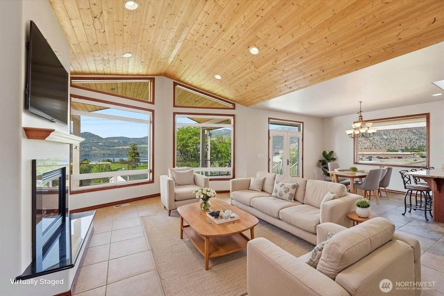 22 Washington Street Property Photo 8