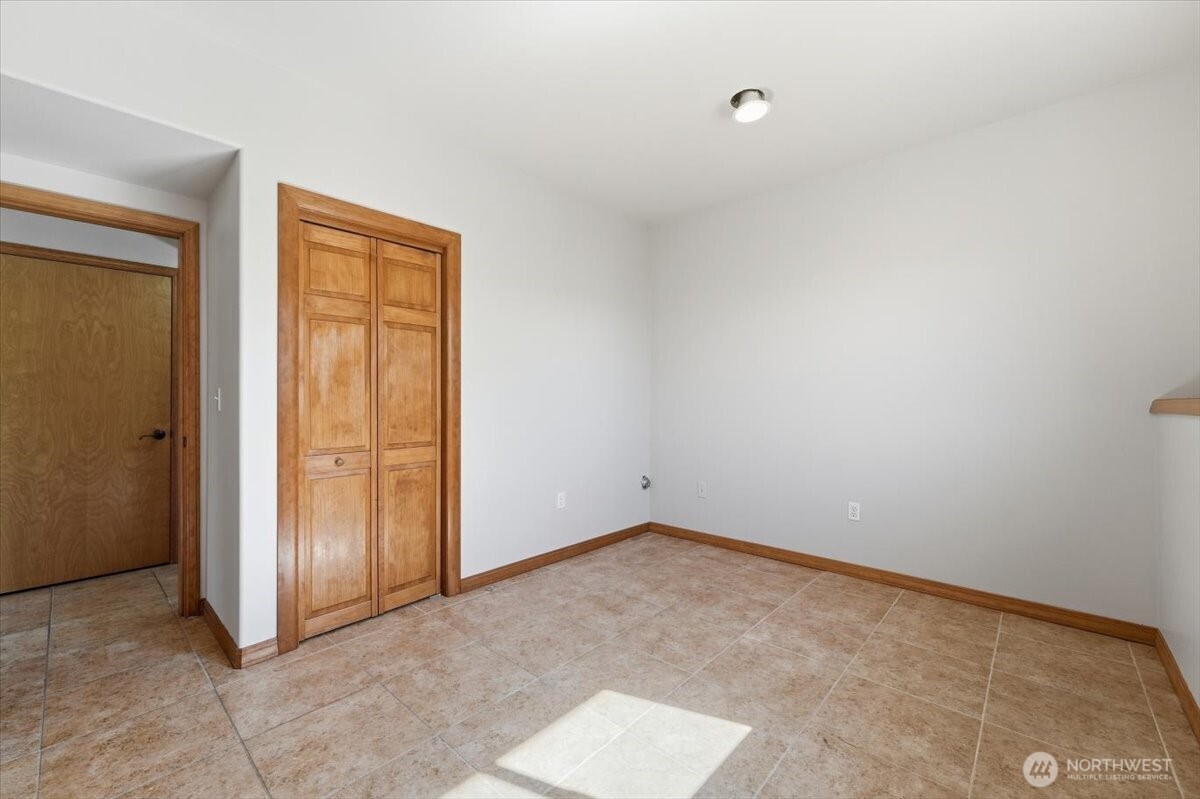 22 Washington Street Property Photo 30