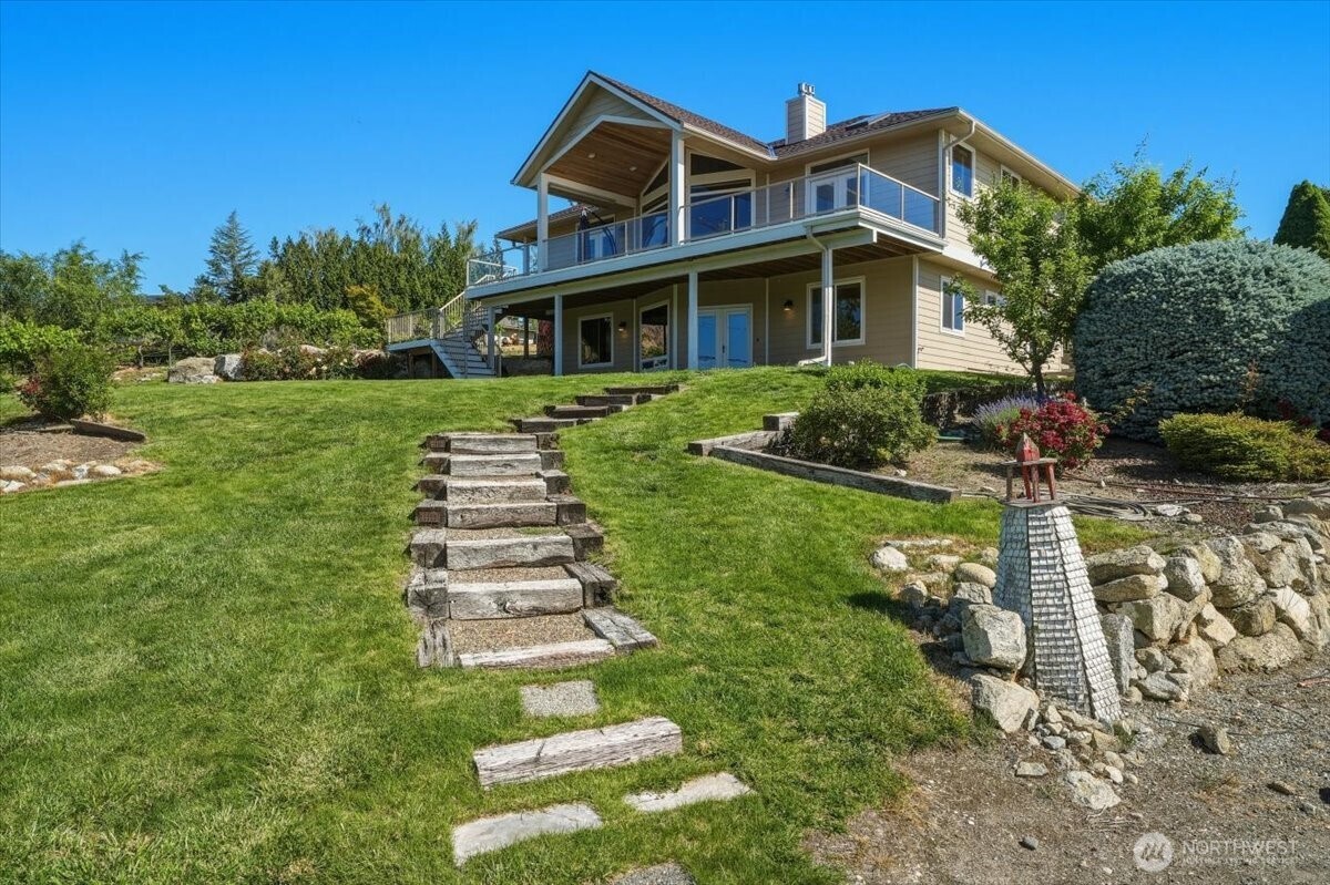 22 Washington Street Property Photo 32