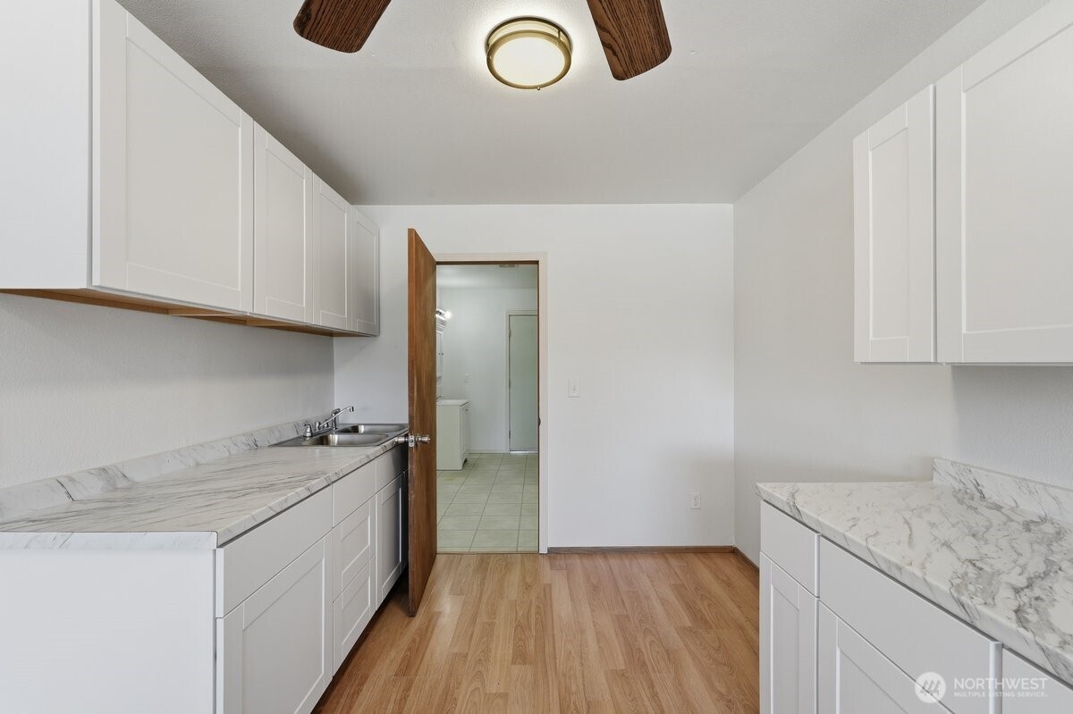 22 Washington Street Property Photo 38