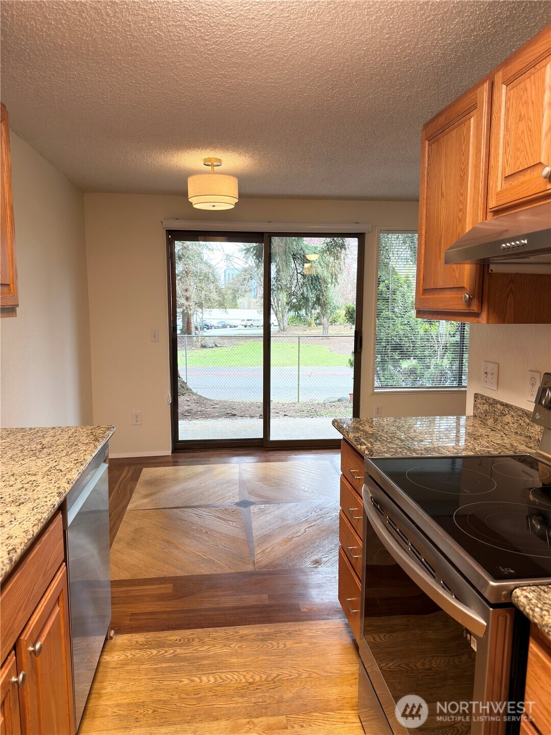 12510 NE 117th Place B3 Property Photo 1