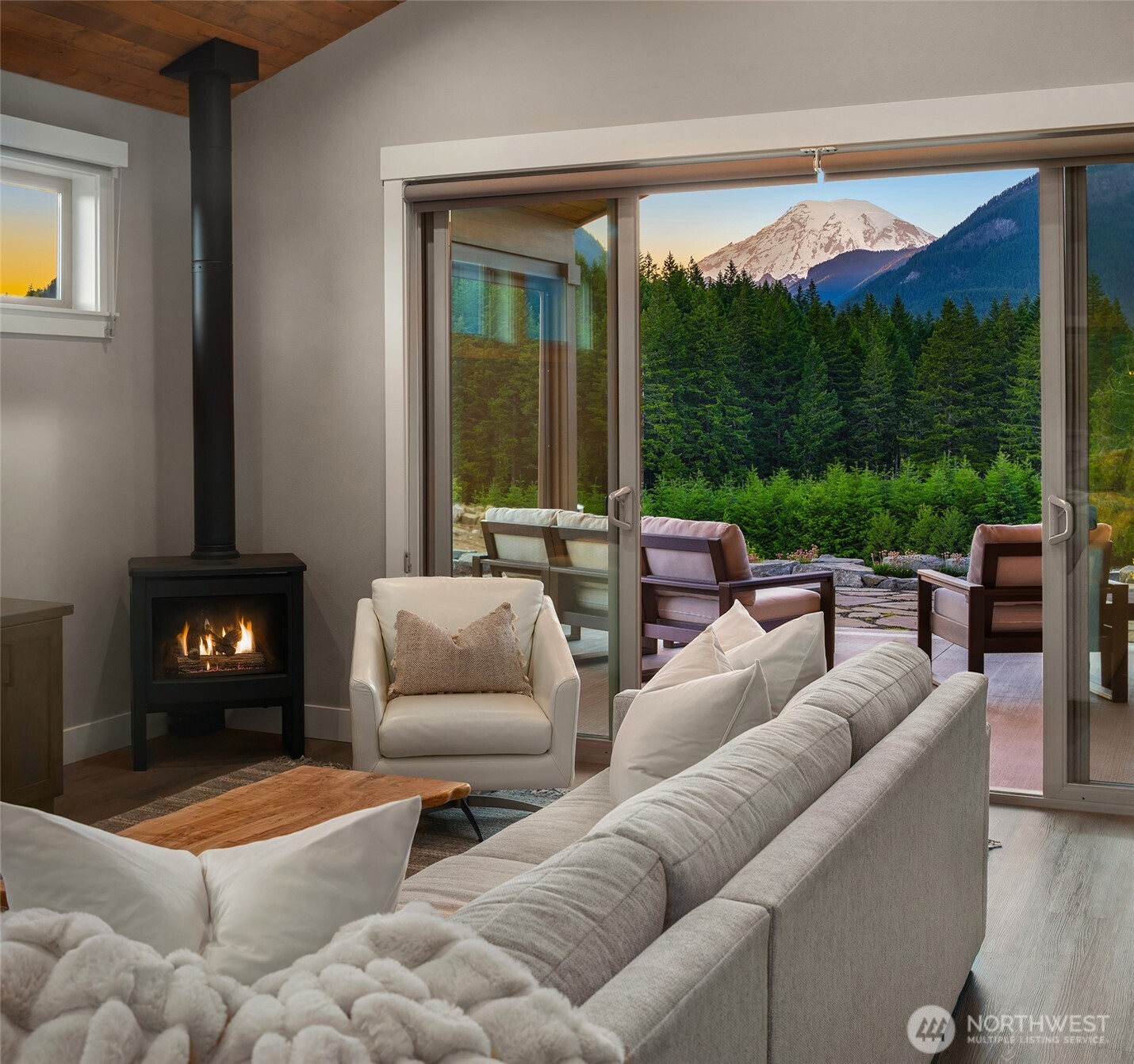 150 Burl Lane Property Photo 4