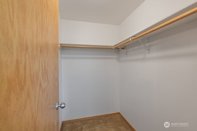 111 E Queen Place Property Photo 16
