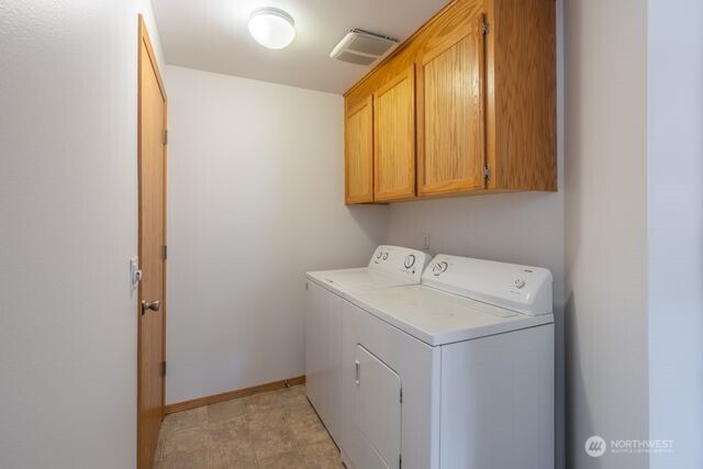 111 E Queen Place Property Photo 17