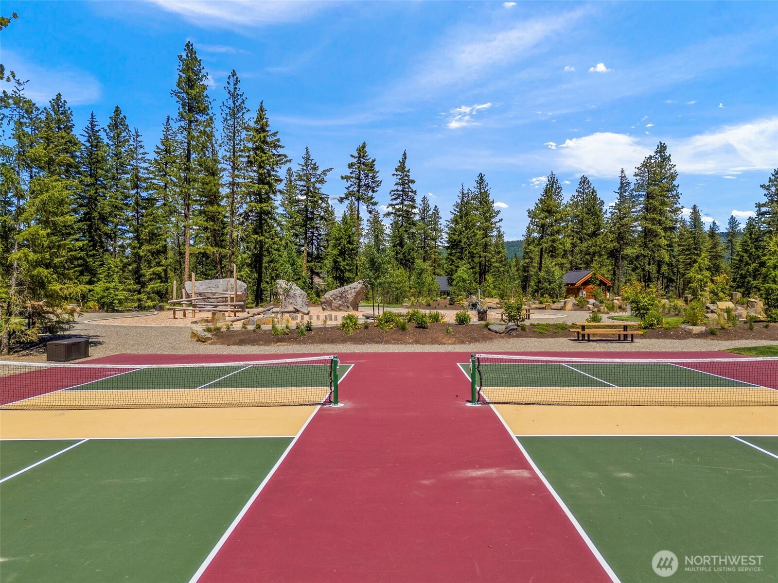 51 Domerie Park Loop Property Photo 15