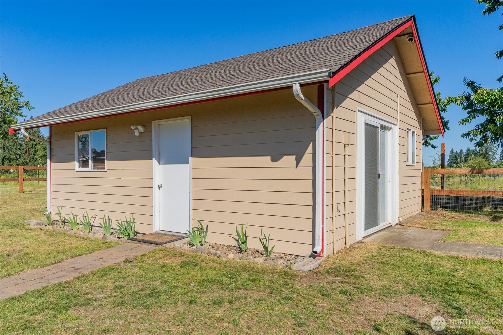 9505 Bridge Road Property Photo 4