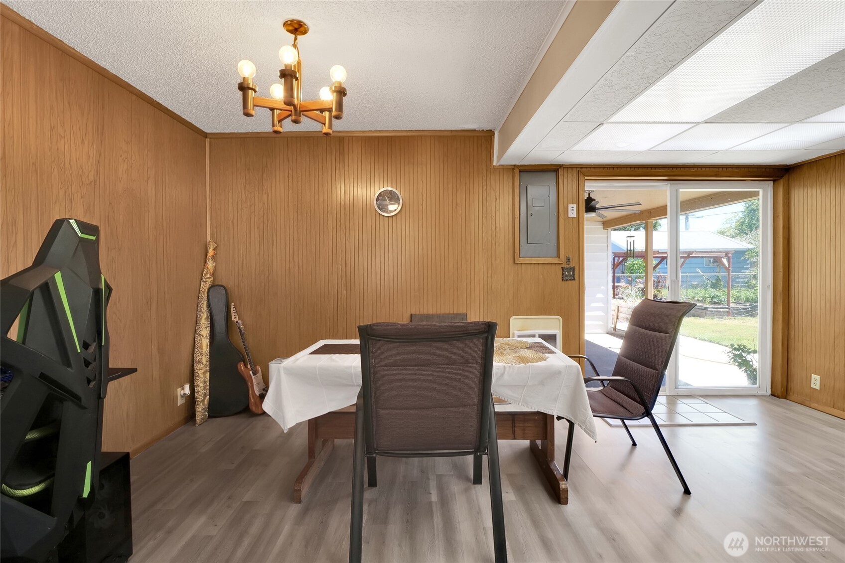 827 S Juniper Drive Property Photo 13
