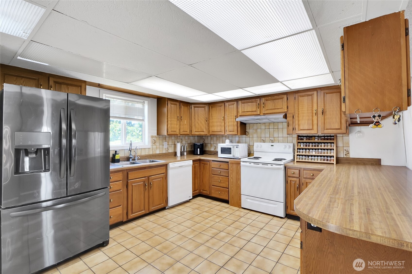 827 S Juniper Drive Property Photo 16