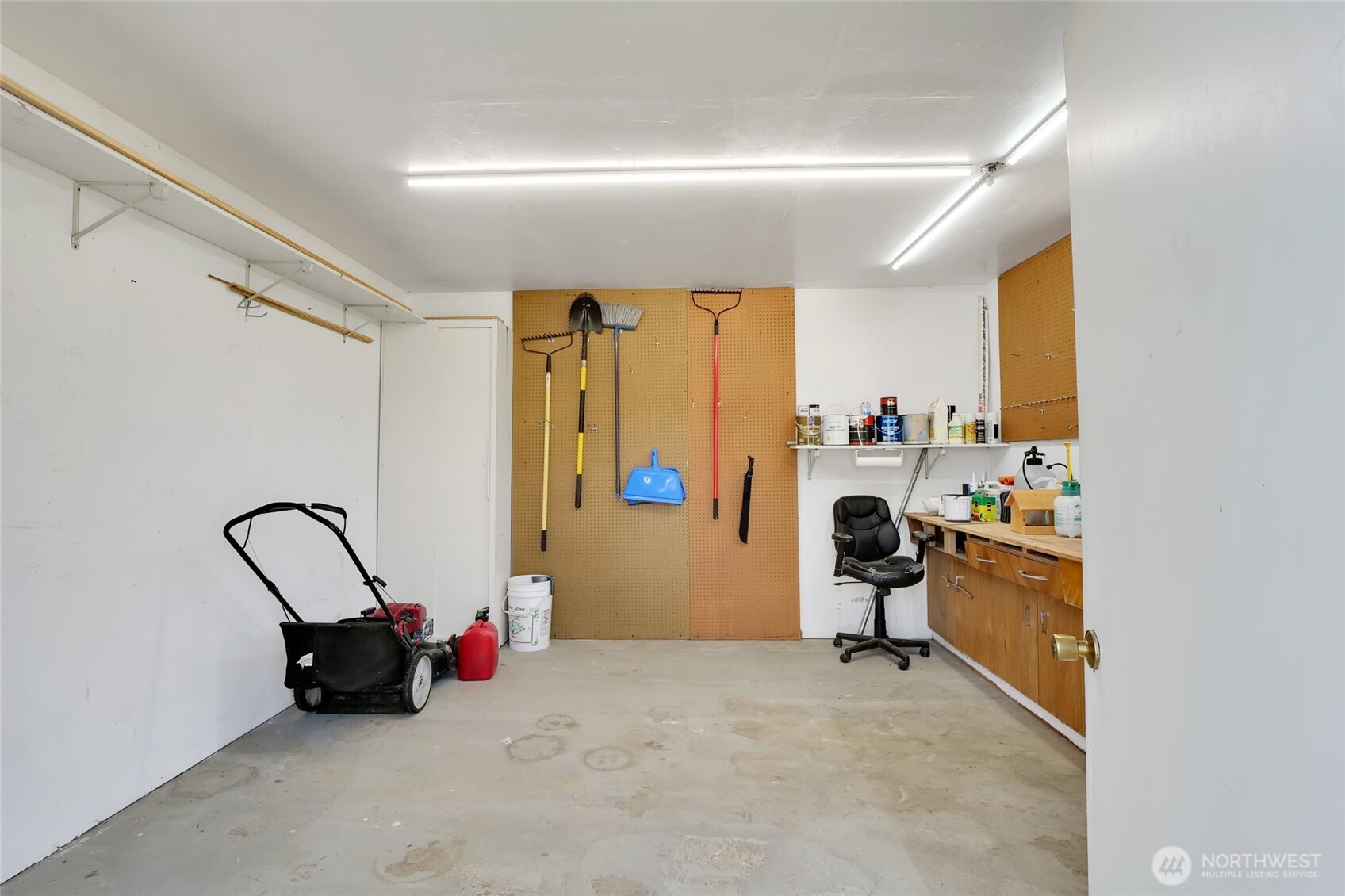827 S Juniper Drive Property Photo 37