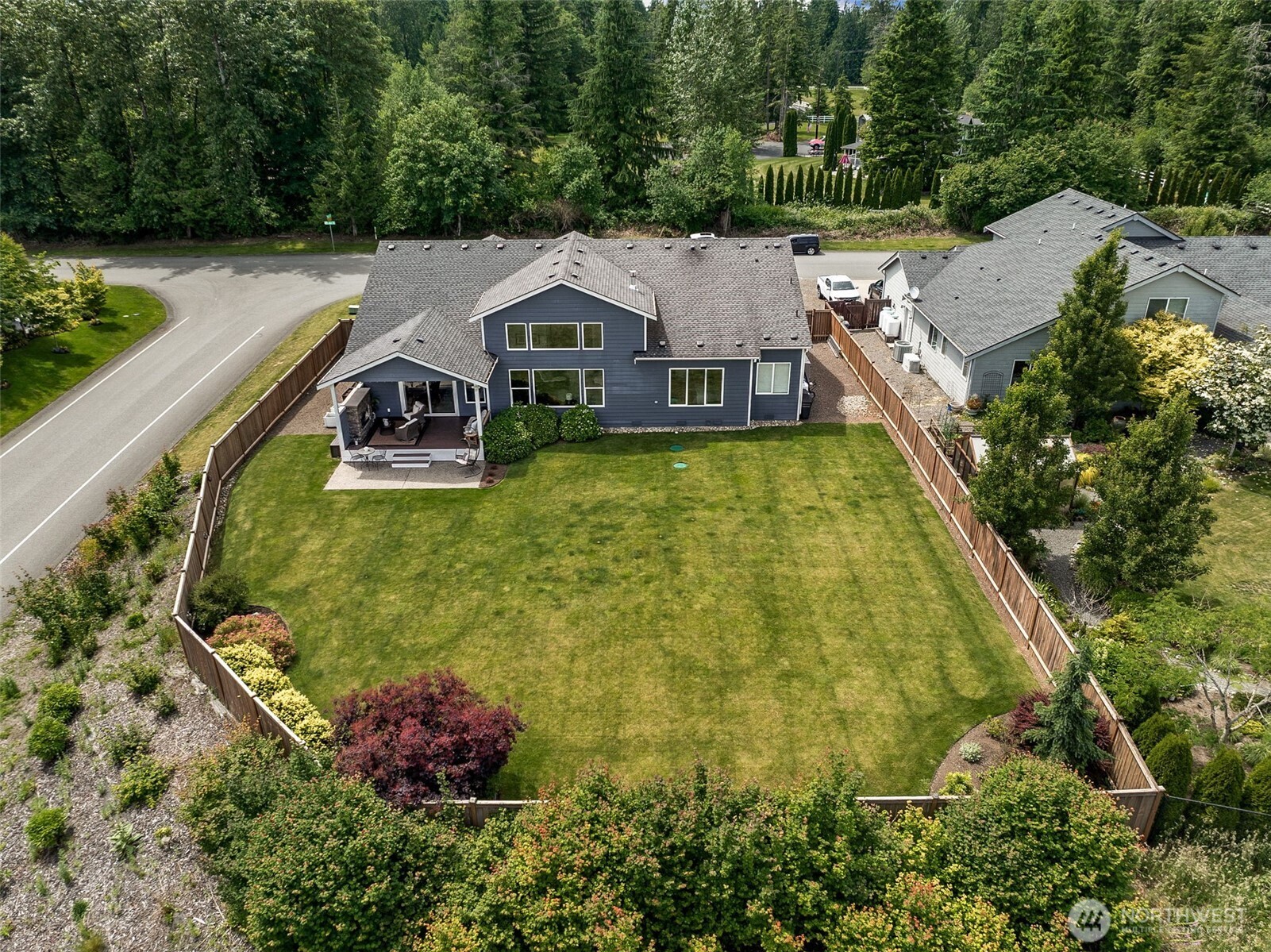 12529 287 Avenue Property Photo 3