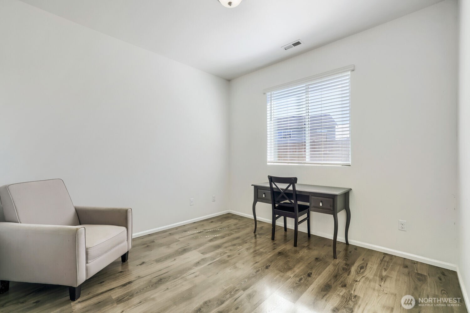 17705 Maple Street Property Photo 7