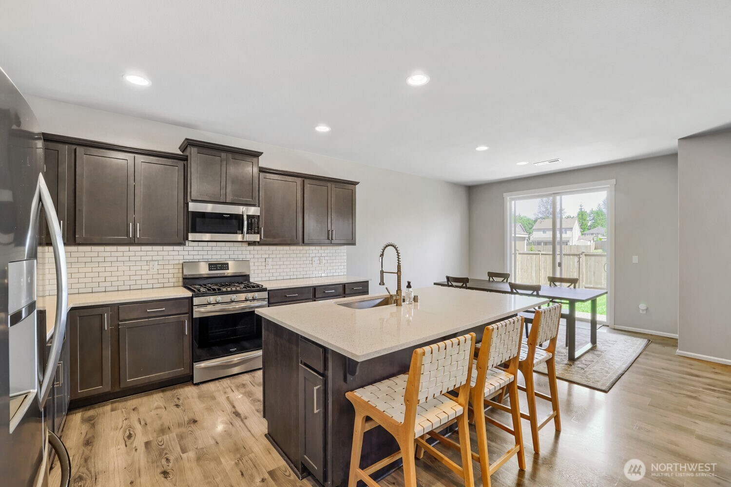17705 Maple Street Property Photo 9