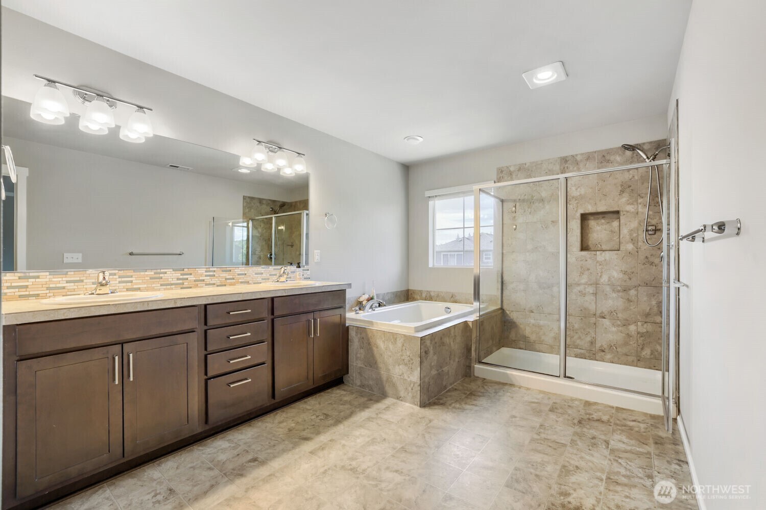 17705 Maple Street Property Photo 15