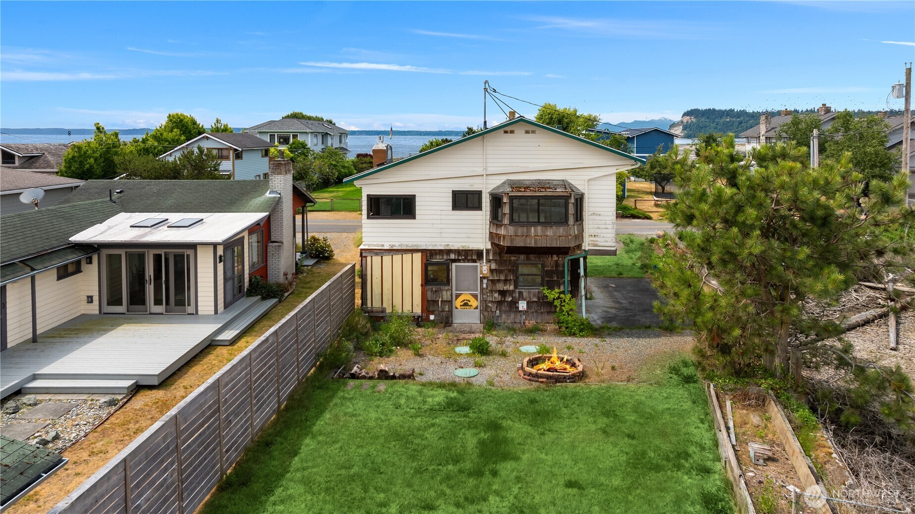 2403 Sunlight Beach Road Property Photo 13