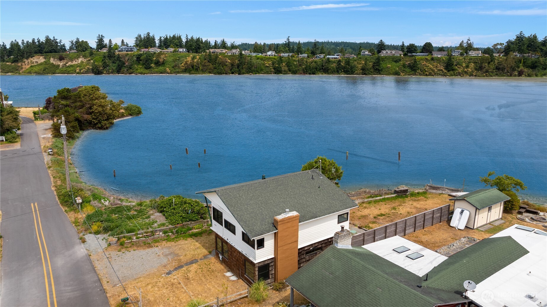 2403 Sunlight Beach Road Property Photo 17