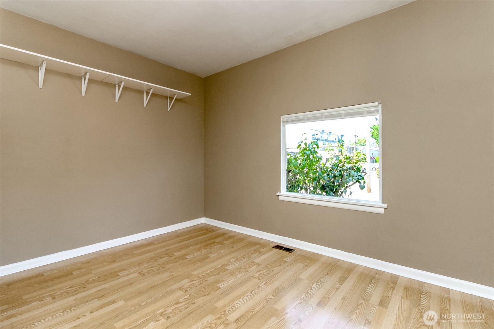 611 N Junett Street Property Photo 30