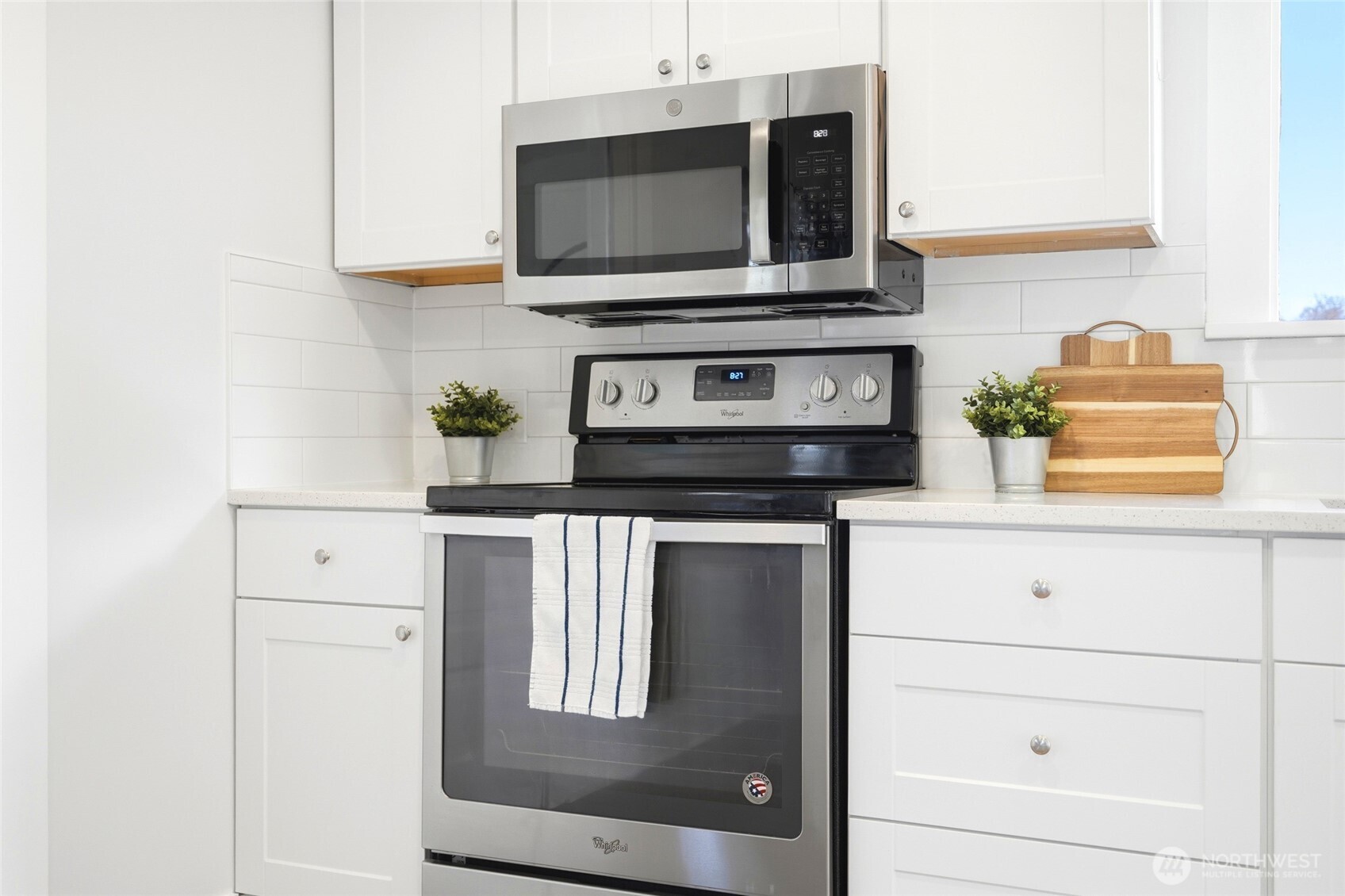 1608 Cedar Street Property Photo 8