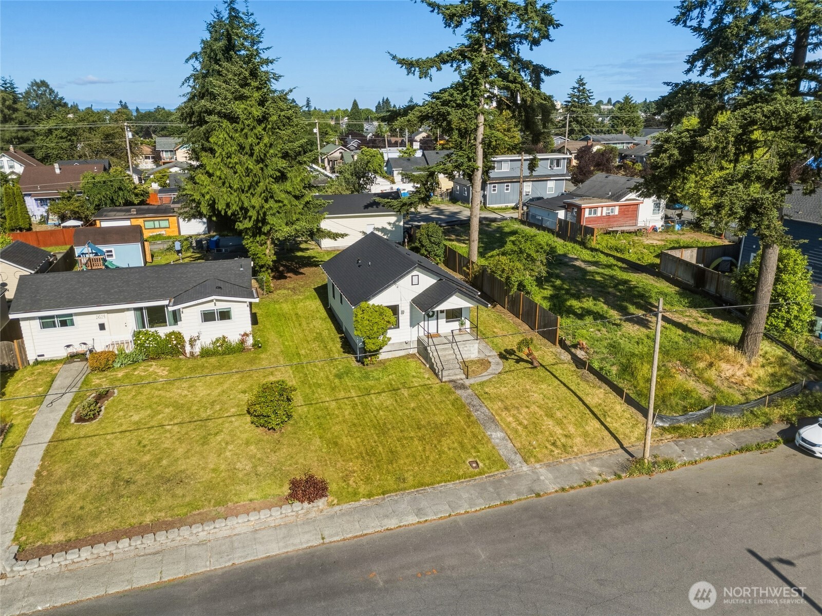 1608 Cedar Street Property Photo 31